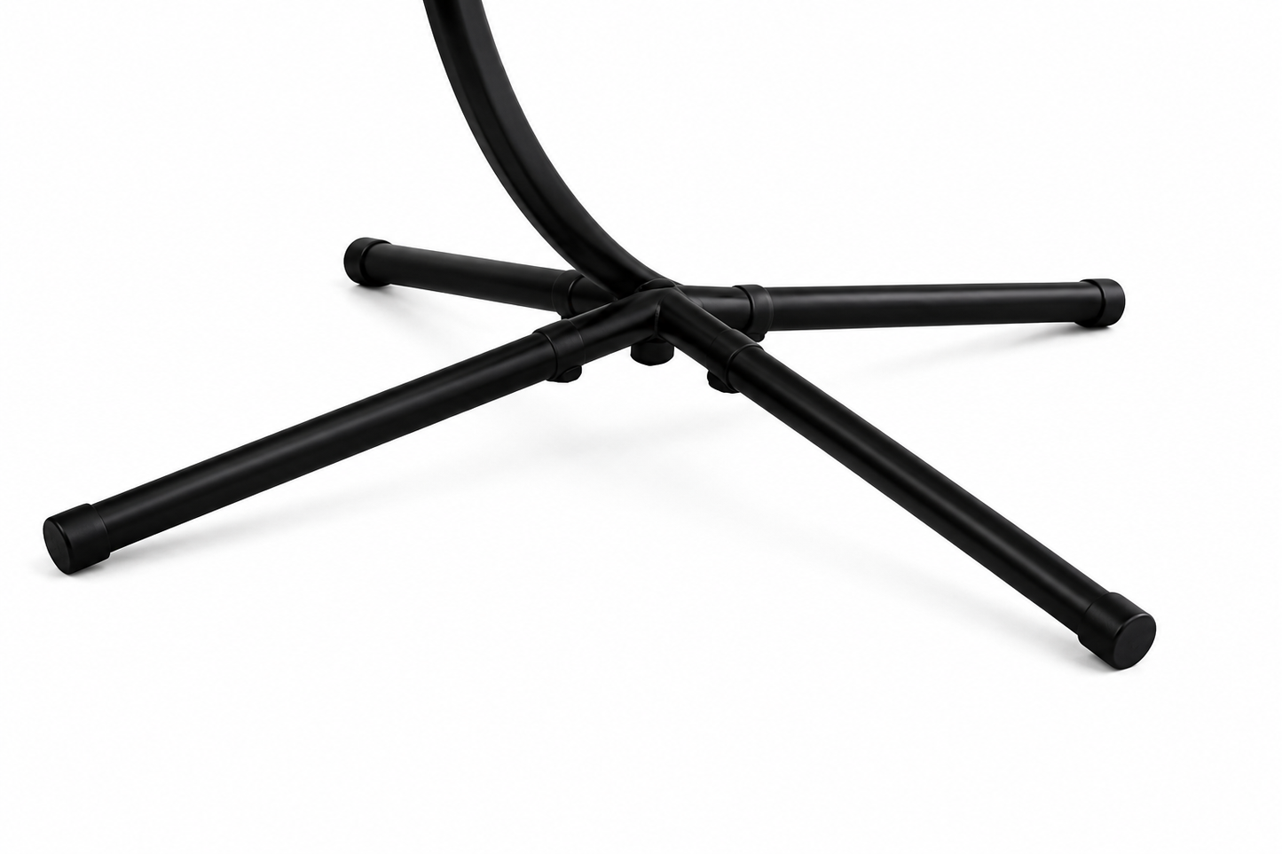 Henley Apollo Egg Chair - Free Rain Cover
